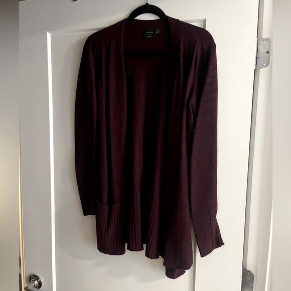 Maroon Cardigan - Picture 3 of 4